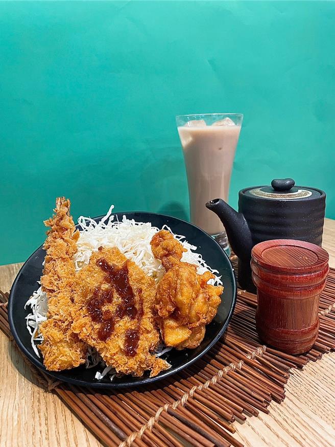 吉豚屋「肉綜拼盤」會員獨享價155元。（吉豚屋提供／朱世凱台北傳真）