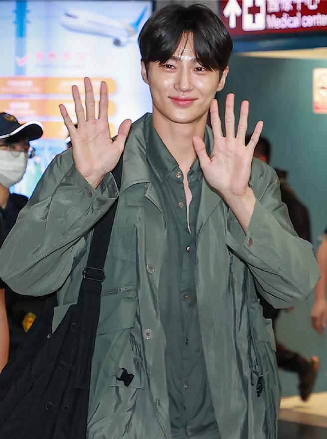 邊佑錫面帶笑容。(陳麒全攝影)