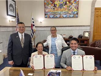 迎接下個30年！與辛辛那提市續訂姊妹市盟約 侯友宜贈2禮物