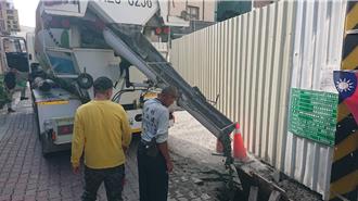 陳情賴清德無下文！台南1建案掏空地基害鄰屋傾斜 今又現天坑