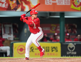 中職》龍隊打線變陣收成效 斬斷獅隊4連勝也凍結魔術數字