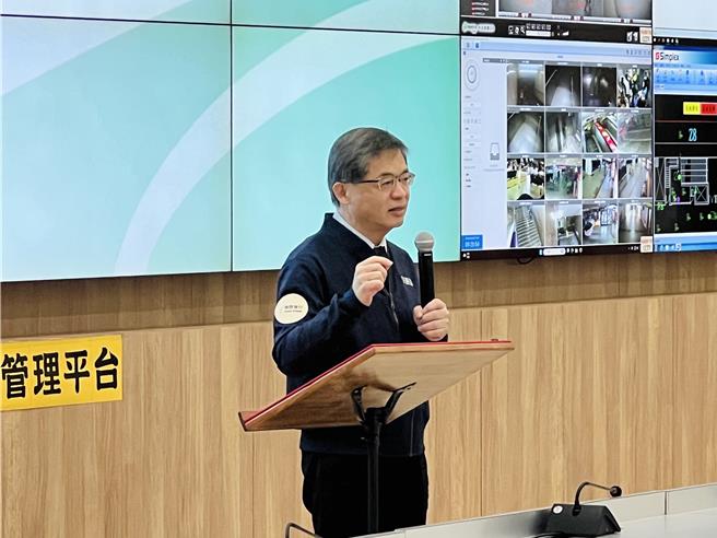 交通部長李孟諺上任後將迎首次連假疏運任務。（蔡明亘攝）