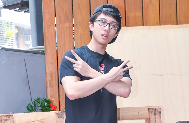 孫安佐喊話希望父親不要再做偷雞摸狗的事。（圖／中時資料照）