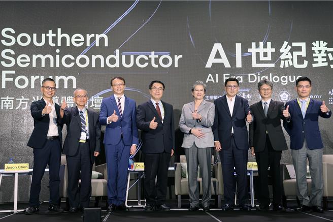 2024南方半導體論壇7日在大台南會展中心舉行，台南市長黃偉哲到場歡迎超微（AMD）執行長蘇姿丰、宏碁執行長陳俊聖等重要貴賓。（洪榮志攝）