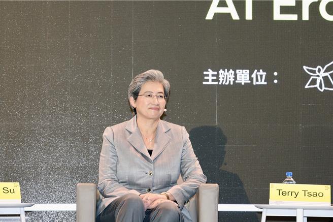 超微（AMD）執行長蘇姿丰在「AI世紀對談」強調，AI是過去50年來最重要的科技，台灣在AI供應鏈中扮演重要角色。（洪榮志攝）