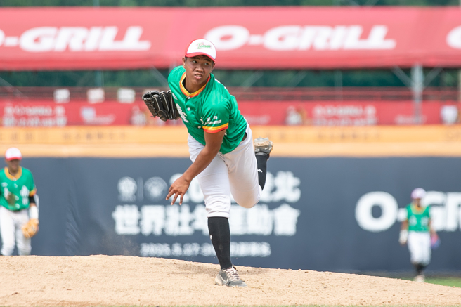 來自台南海事的左投林易霆這次代表台南市出戰玉山盃，4強賽他先發6局狂飆10K。（大會提供）