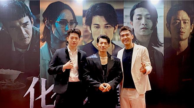 Harry Lu呂晉宇（左起）、連炳發、楊一展出席「Telefilm越南國際電影及電視技術展覧會」。（公視提供）