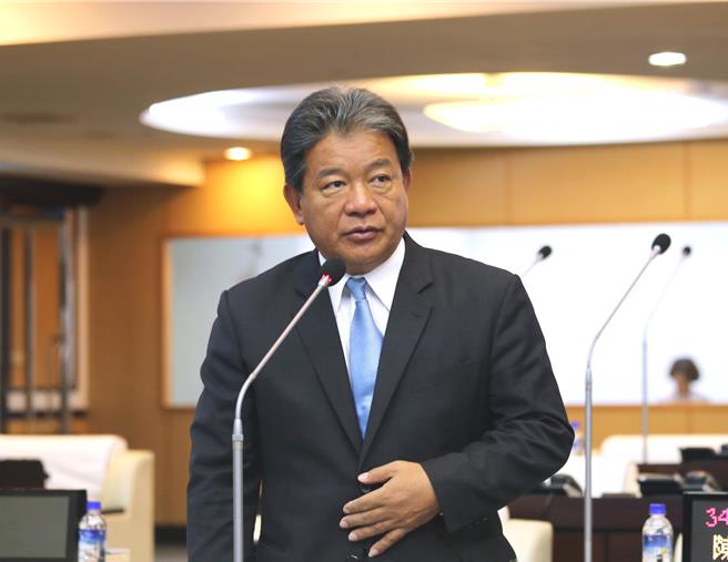 前台南市议长郭信良被诉涉及佃西重划案向业者索贿1300万元，7日下午台南地院开庭时，郭的律师提供手机基地台位置佐证不在场。（本报资料照片）