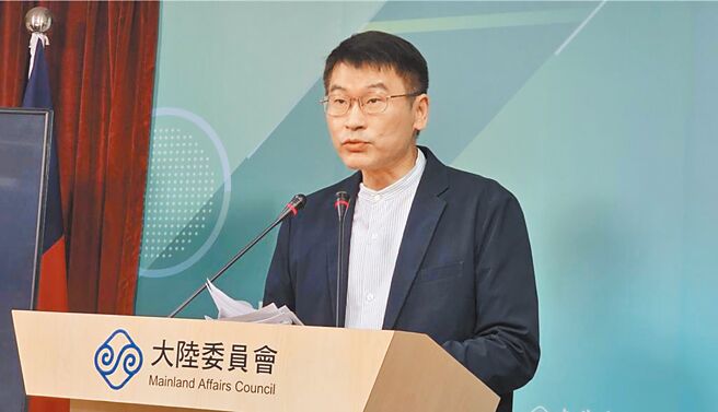 陸委會發言人梁文傑表示，台灣旅行團赴陸有人遭留置，其他團員都離境後才獲釋返台。（藍孝威攝）