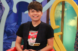 蔡阿嘎無預警解雇蘿拉 網翻5月一篇PO文驚：原來那時就出事了