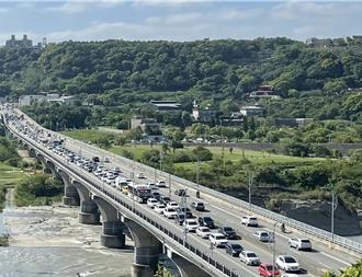 端午連假首日返鄉出遊車潮來襲 15大易壅塞路段一次看