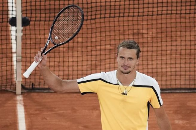 小祖维瑞夫晋级法网决赛。（美联社）