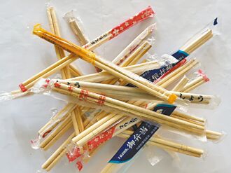 废校大苦主 代理老师自嘲免洗筷