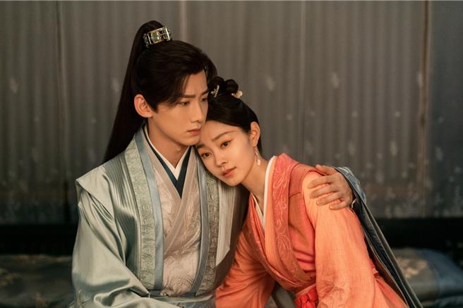 宋轶、白敬亭合作《长风渡》爆恋情。（中视提供）