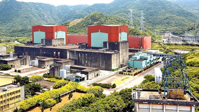 經濟部長郭智輝改口「不考慮核電」，讓原本對能源政策改善的期待落空。圖為核二廠外觀。（示意圖／台電提供）