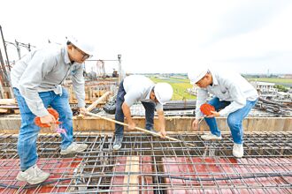 籌建13年 彰化伯立歐家園上梁