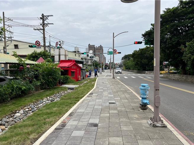 拓寬後易會車。(都發局提供／蔡依珍桃園傳真)