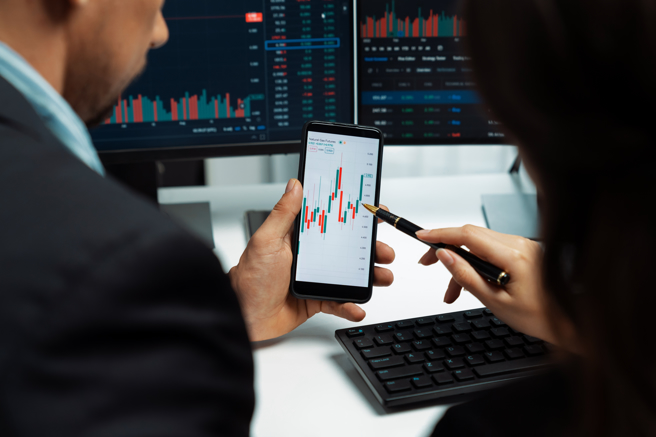 金牛座的朋友能準確把握市場趨勢和商機，財運將會端午節過後有明顯提升。（示意圖：shutterstock／達志）
