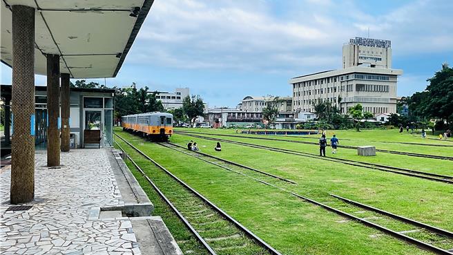 端午連假期間，台東市區鐵道藝術村人潮冷清，在地人比外地遊客多。（蕭嘉蕙攝）