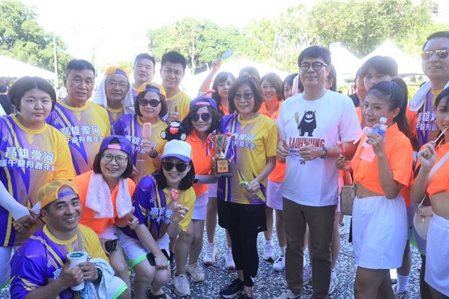 高市議會隊擊敗高市府隊，奪得亞軍。（柯宗緯翻攝）