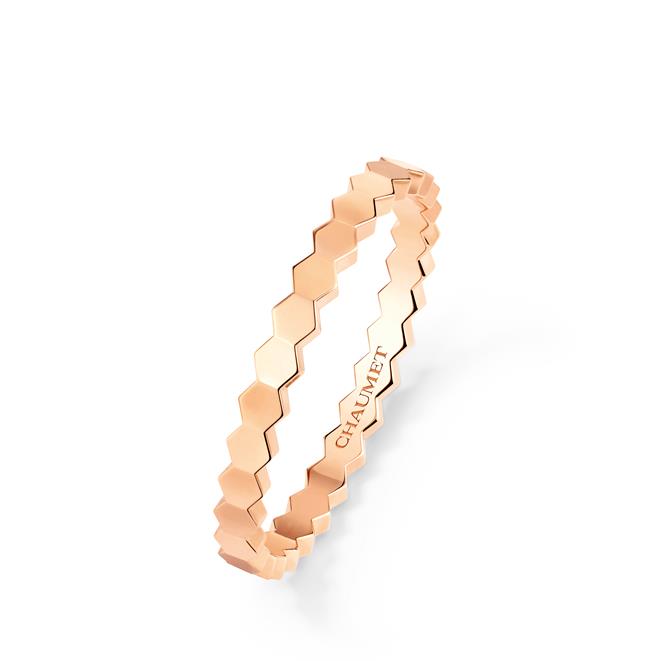 Bee My Love玫瑰金戒指（Chaumet提供／黄唯淯台北传真）