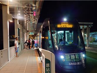 高雄深夜輕軌載客數平均4人  高捷：試辦期滿後調整