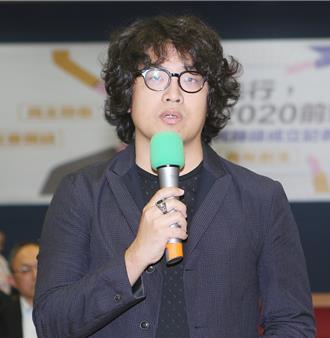 沈伯洋又喊「第五縱隊是假議題」！點名立委風險很高