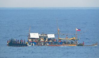 南海仲裁8周年 北京稱越權無效