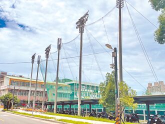 平鎮棒球場圍網將增高