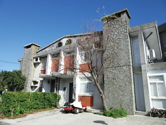 美军电台凌晨零时演奏中美国歌