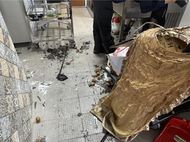 自助餐店發生氣爆火警，所幸業者自行撲滅未延燒。（市議員江和樹提供／潘虹恩台中傳真）