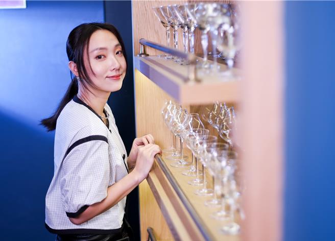 李雪今年入围北影影后，她开心表示能跟其他入围者名字摆一起已是荣幸。（陈俊吉摄）