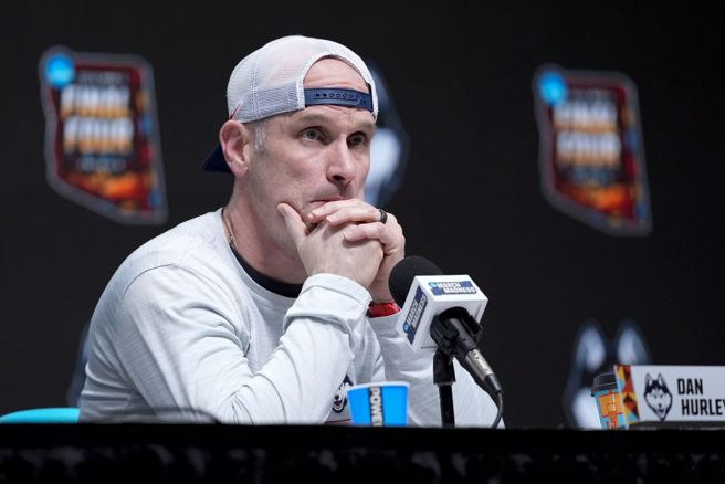 康乃狄克大学男篮教练丹赫尔利。（美联社资料照）