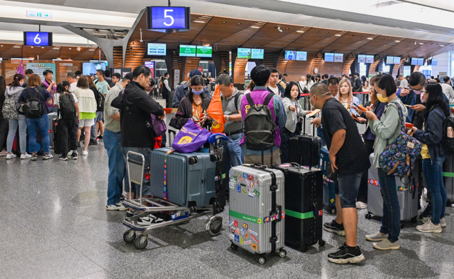 不少民眾會趁連假期間出國旅遊。（資料照）