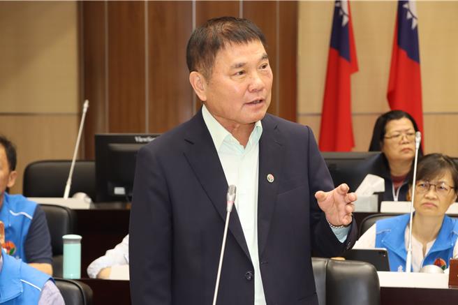 苗栗縣長鍾東錦針對「財政收支劃分法」修正草案提出看法。（苗栗縣政府提供／李京昇苗栗傳真）