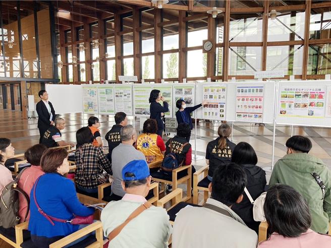 嘉义县竹崎乡鹿满社区发展协会参访团一行22人，日前前往福岛县进行为期5天参访交流之旅。（鹿满社区发展协会提供∕吕妍庭嘉义传真）