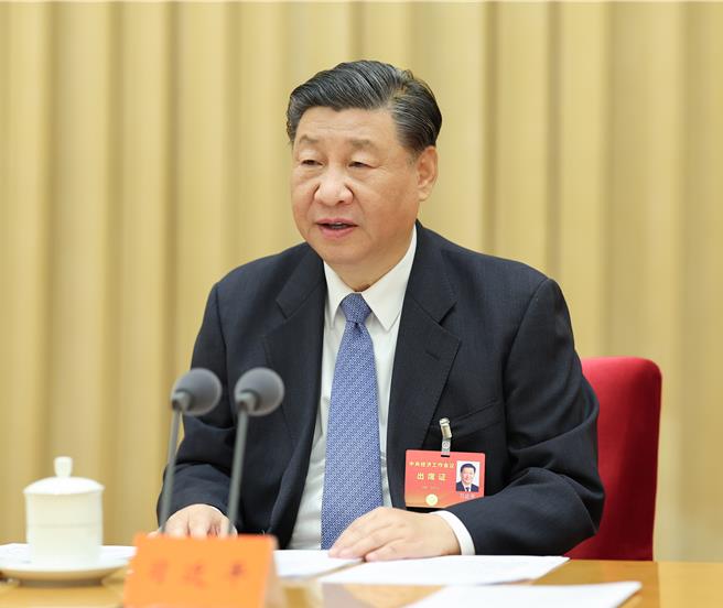 據《金融時報》6月15日引述知情人透露，習近平於2023年4月告訴歐盟執委會主席馮德萊恩，美國正試圖誘騙中國入侵台灣，但他不會上鉤。（新華社資料照）