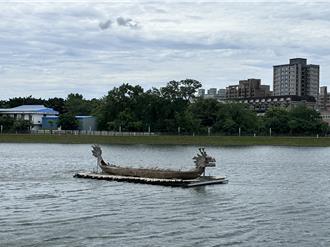 龍舟沈八德大湳滯洪池底28年 廢物利用打造生態浮島