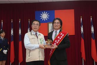慶祝警察節！ 黃偉哲親自表揚143名績優人員