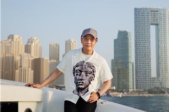 張信哲首位華人唱進杜拜 原訂2月遇暴雨 舞台全毀慘況曝