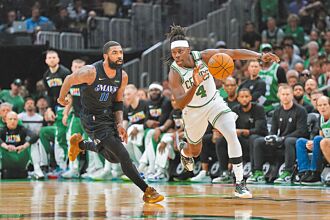 NBA》全家運動健將 朱哈勒戴成綠衫軍X因子