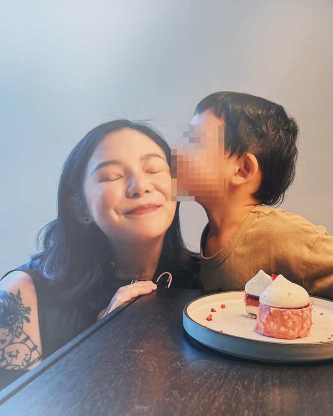 欧阳靖表示儿子物欲非常低。（图／翻摄自欧阳靖脸书）