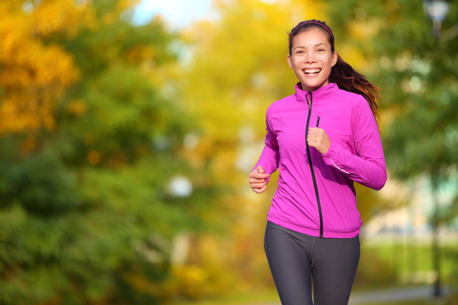 運動流汗有助降低高膽固醇，與排出體內塑化劑等毒物。（示意圖，Shutterstock／達志）