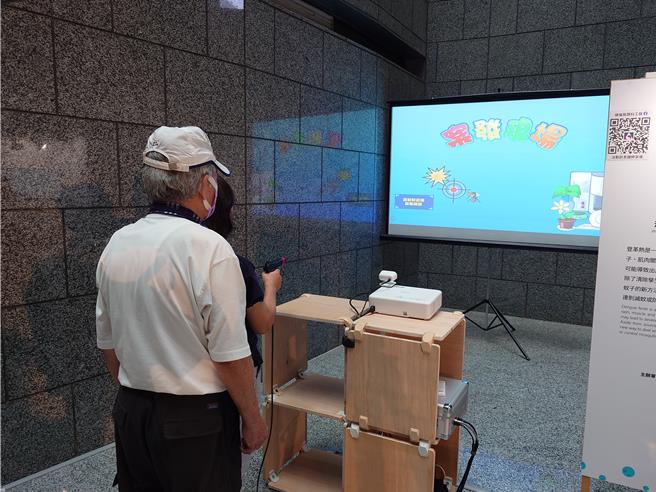 科工館推出「X疾病-新興傳染病防治特展」，以互動方式介紹傳染病，以及面對未知傳染病該如何防治。（任義宇攝）