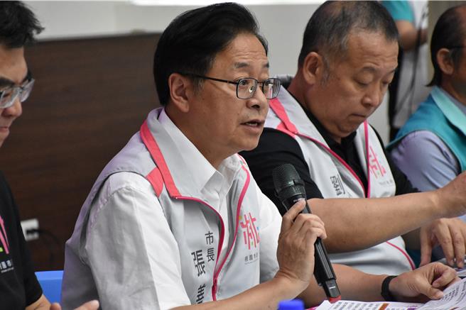 桃园去年基层座谈会首创2梯次办理方式，先充分倾听地方意见，经研议再由市长给予回应，藉此提高行政效率。(民政局提供／蔡依珍桃园传真)