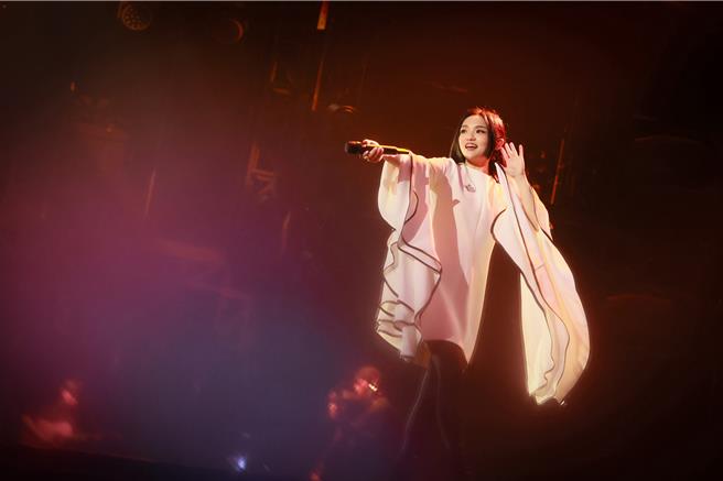 徐佳瑩12日宣布將在10月於高雄巨蛋舉辦演唱會。（亞神音樂提供）