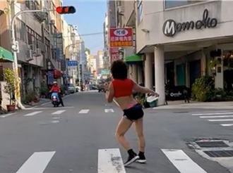 舞棍阿伯「超短热裤」街头跳国标 本尊现身：彰化民风淳朴