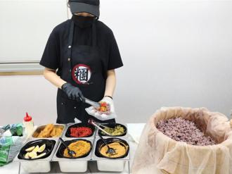 以秈豆米取代糯米  吃豆米餐飲「糰豆米」飯糰開放加盟