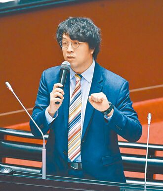 沈伯洋怎閉嘴了