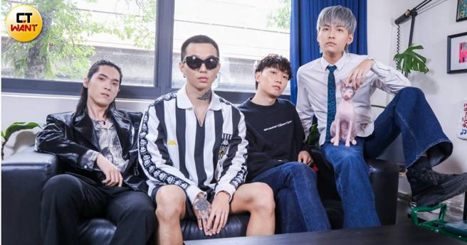 傻子与白痴入围金曲奖5项大奖，但得知入围时，团员们笑说感到半信半疑。（图／赵文彬摄）